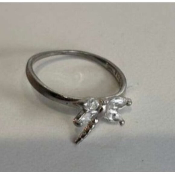 Dragon 529 Women’s Silver Ring Size 8 Dragonfly Clear Stone Sparkle Jewelry - Picture 2 of 5